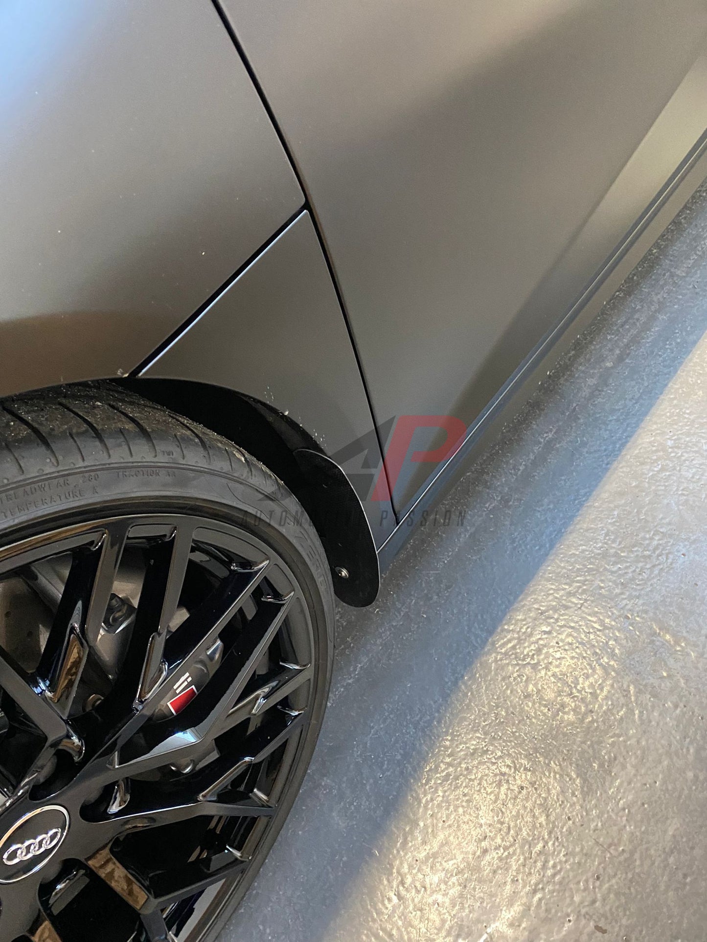 Audi R8 Gen 2 Carbon Fibre Front Arch Guards/Mudflaps