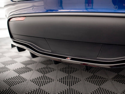 Central Rear Splitter (Vertical Bars) Tesla Model Y