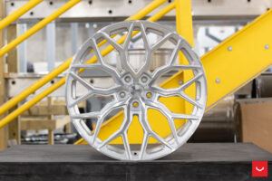 Vossen HF-2 Hybrid Forged Alloy Wheels