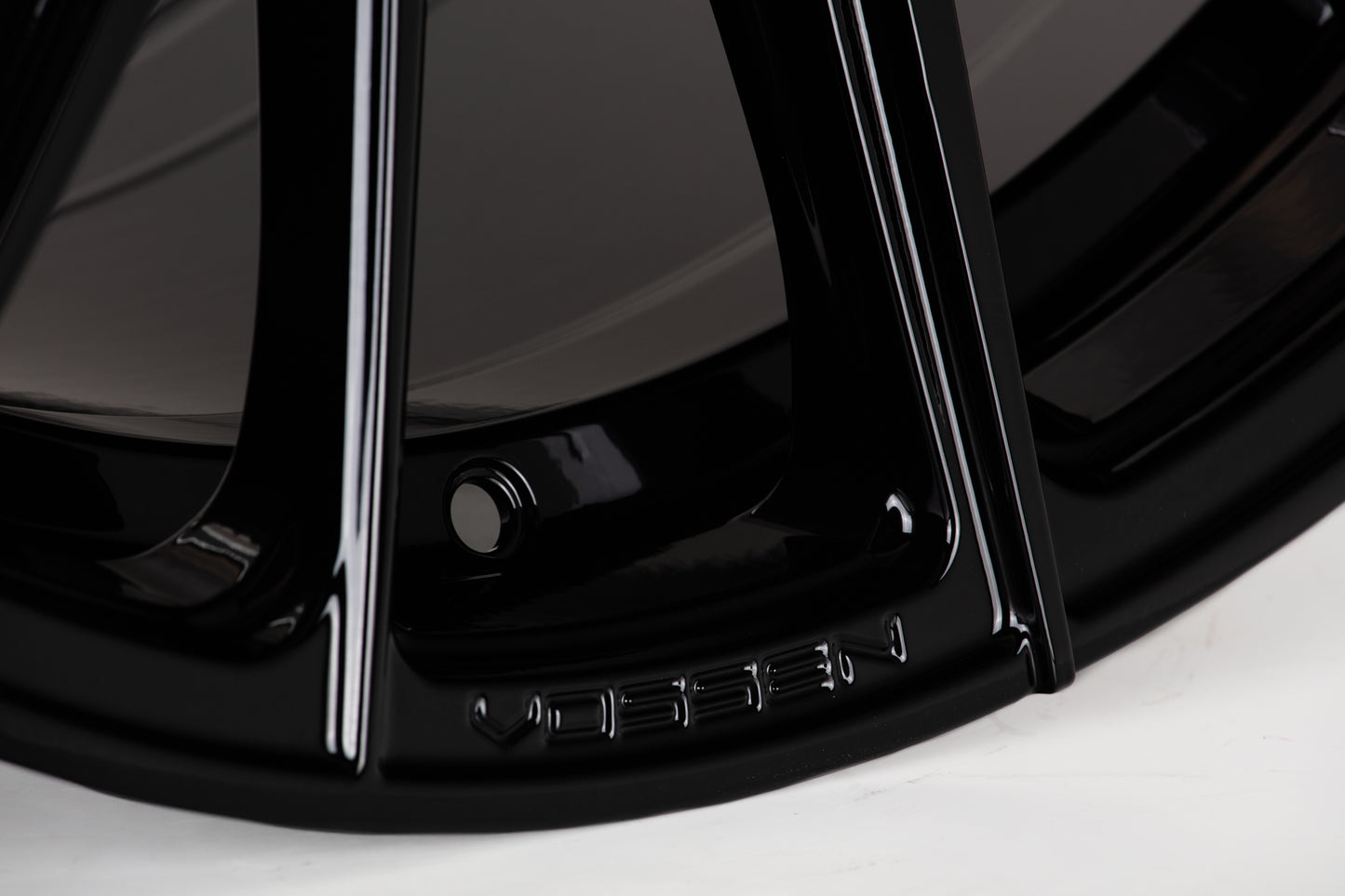 Vossen HF-4T Hybrid Forged Alloy Wheels