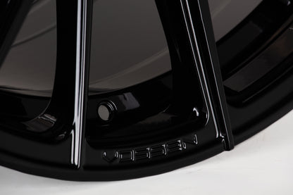 Vossen HF-4T Hybrid Forged Alloy Wheels