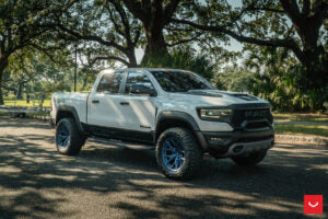 Vossen HF6-4 Hybrid Forged Alloy Wheels