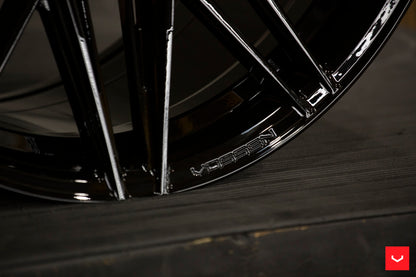 Vossen HF-8 Hybrid Forged Alloy Wheels