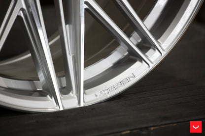 Vossen HF-8 Hybrid Forged Alloy Wheels