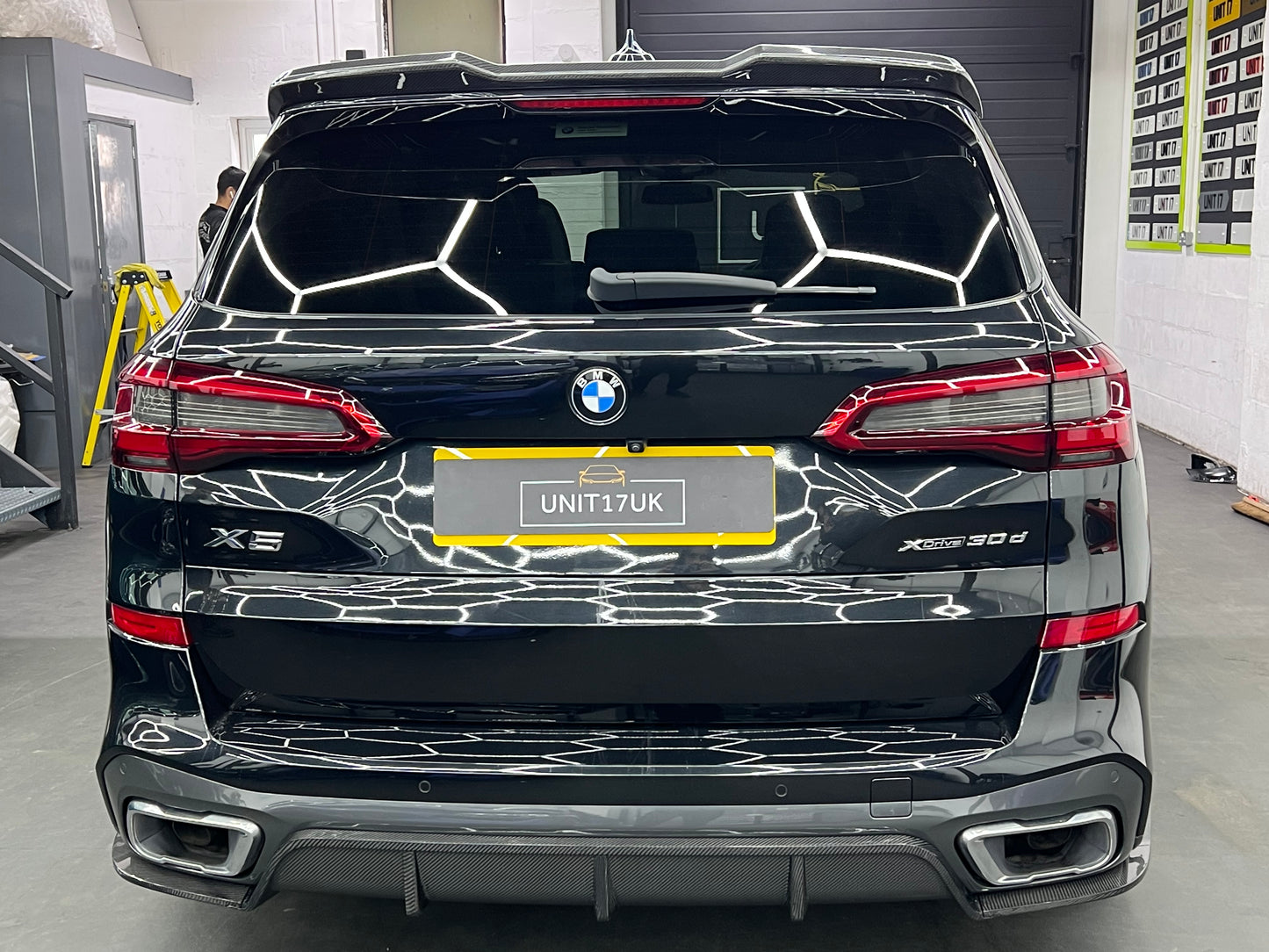 BMW G05 X5 M Sport 2018-Present Carbon Fibre Rear Diffuser